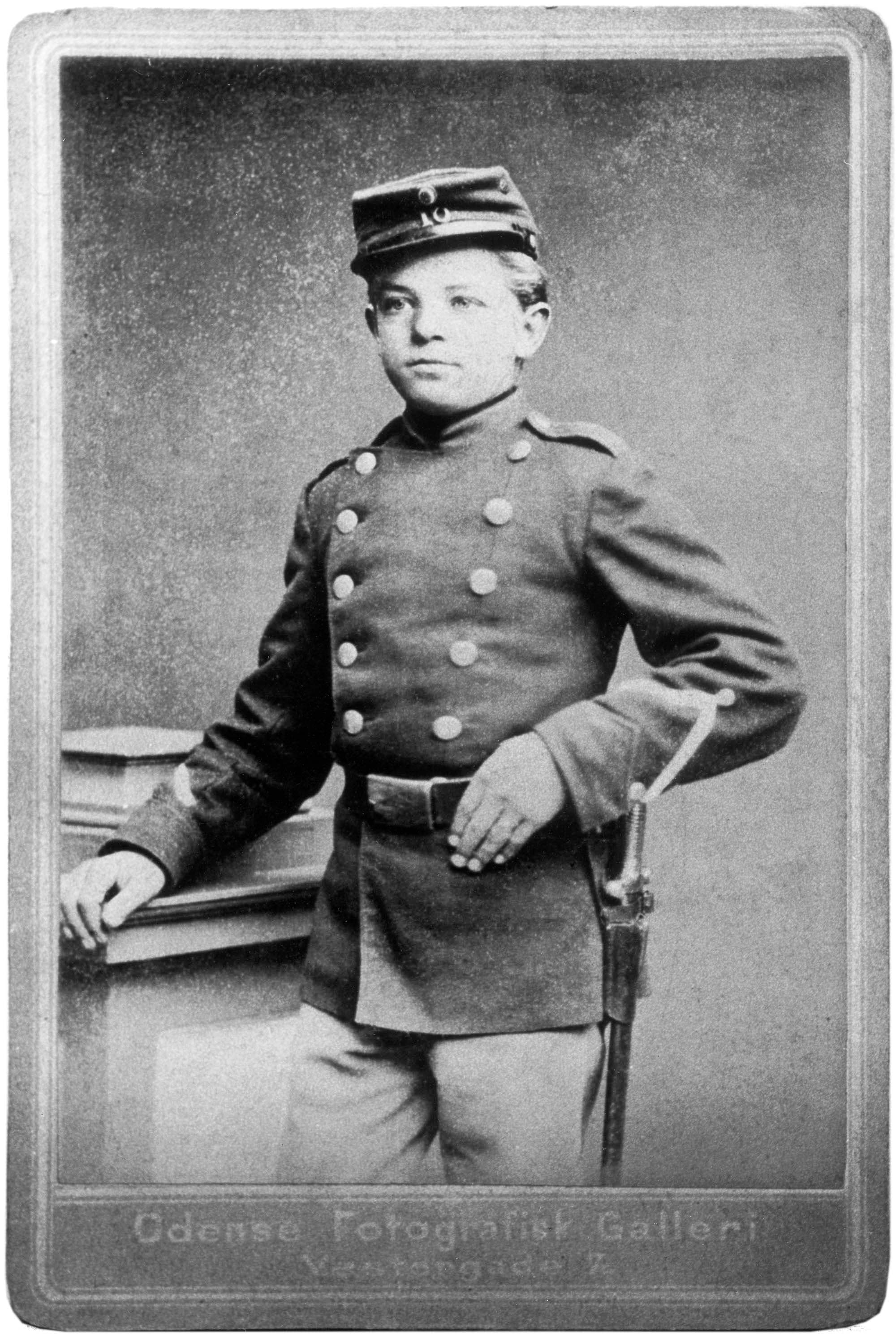 1.40. Regimentsmusiker C. Nielsen. Foto: Det Kongelige Bibliotek, Kort- og Billedafdelingen.