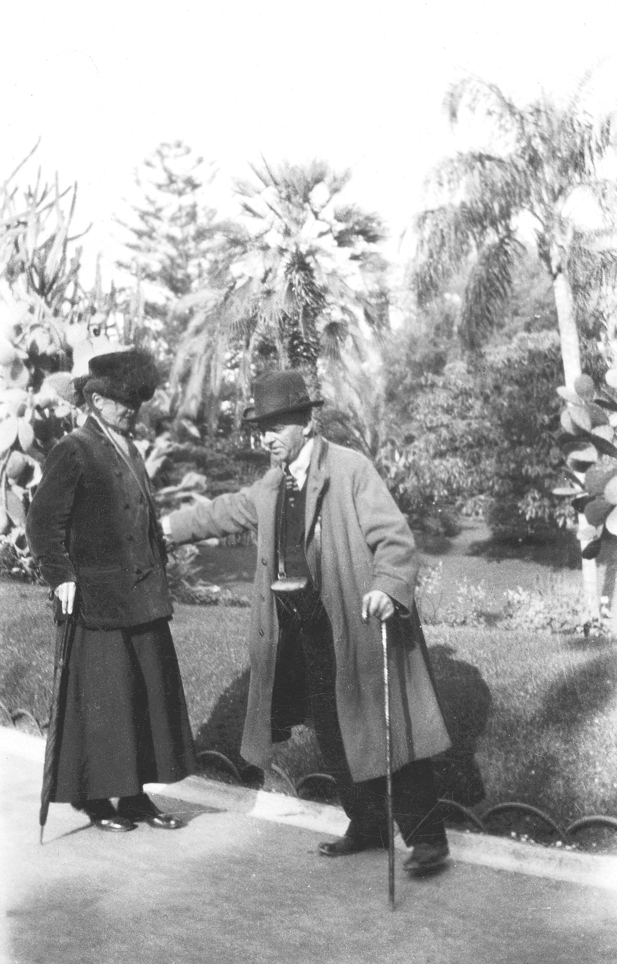 Menton, marts 1927. Charlotte Trap de Thygeson og Carl Nielsen.