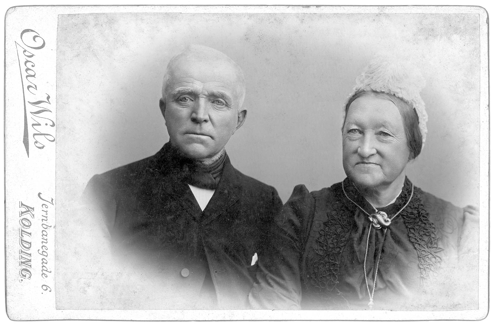 Anne Marie Carl-Nielsens forældre Poul Julius Brodersen, 1827-1899, og Frederikke Johanne Kirstine Brodersen, 1825-1904.