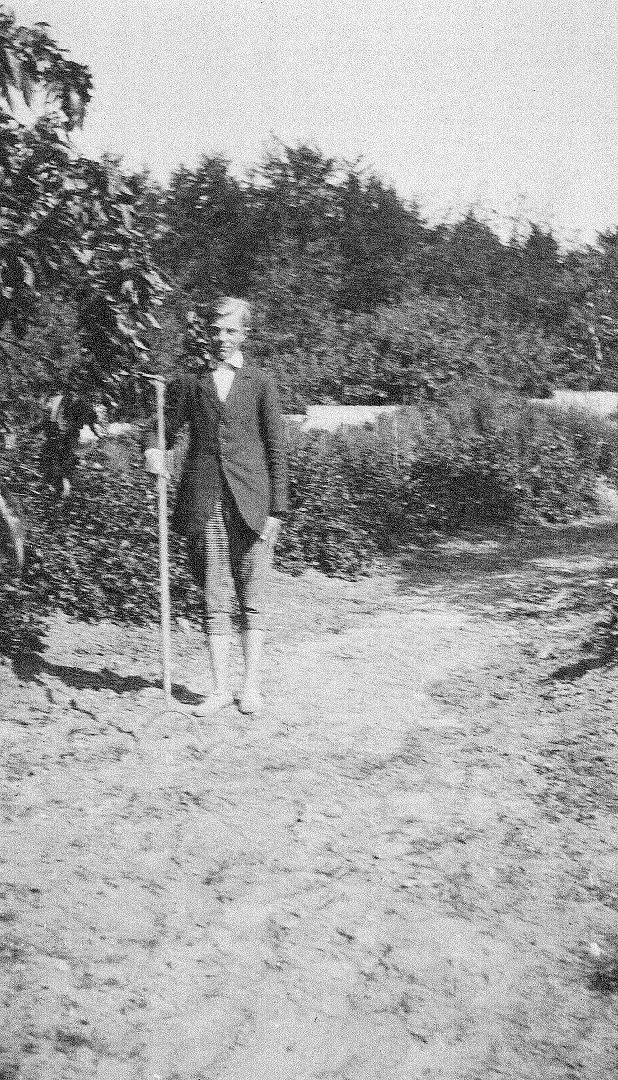 Hans Børge på Damgaard, sommeren 1917. (KB, HA Acc. 2008/25). 